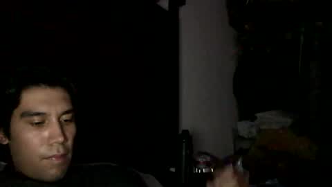 toyboy07100 online show from December 7, 6:21 am