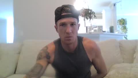 trash_man1989 online show from January 11, 8:32 pm