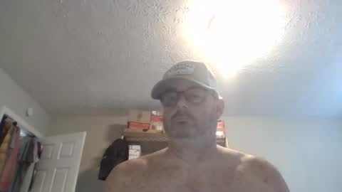 Travelingman53 online show from February 16, 8:40 pm