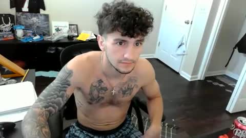 Trav online show from November 24, 6:20 pm