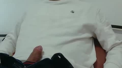 Snapshot of trevido4u chatting on March 2, 2:08 am trevido4u online show from March 2, 2:08 am