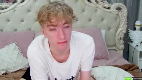 TrevorBenson online show from October 11, 8:51 am