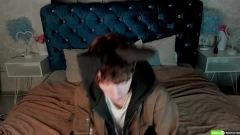 TrevorBenson online show from September 12, 6:41 pm