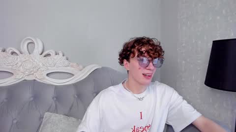 TrevorBenson online show from December 2, 6:52 pm