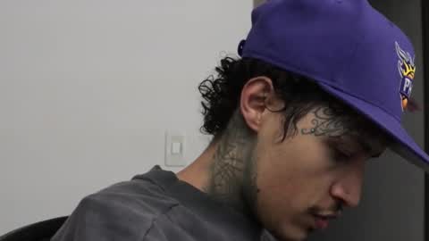 - trieone online show from November 29, 7:54 am