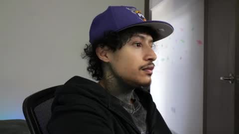 - trieone online show from March 29, 3:34 pm