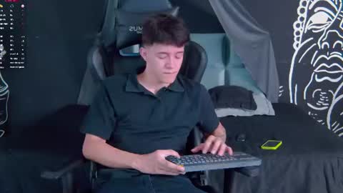 trisstan_kane online show from July 17, 12:23 pm