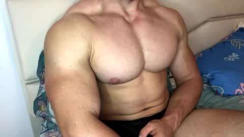 Troncq online show from September 25, 7:35 pm