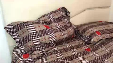 Troncq online show from September 9, 5:07 am