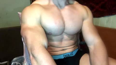 Troncq online show from March 8, 3:33 pm