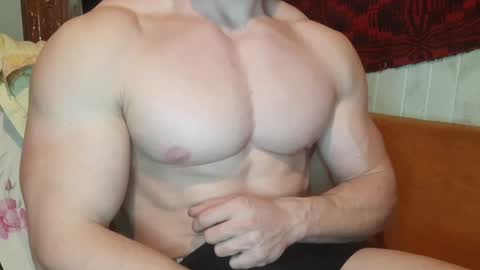 Troncq online show from February 6, 6:35 pm