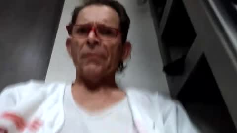 troybaby1970 online show from April 2, 10:06 pm