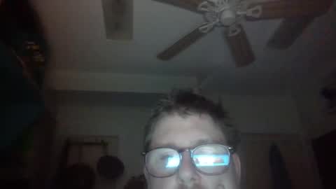 Snapshot of true_manofworth chatting on October 24, 7:54 am HandicappedLaugher online show from October 24, 7:54 am