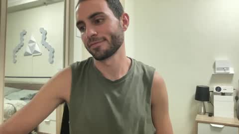 Snapshot of twikboy chatting on February 3, 11:31 am Twinkboy online show from February 3, 11:31 am