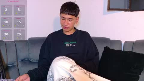 Mr Daren online show from March 18, 6:55 pm