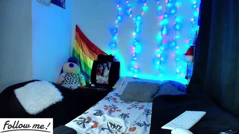 Snapshot of twink_sebas_ chatting on January 3, 12:54 am  Bad boy sebastian  online show from January 3, 12:54 am