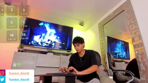 T W I N  K I E     A L E X online show from December 16, 9:09 pm