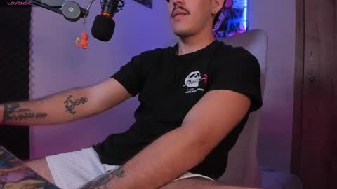 Snapshot of twinkpartyuncut chatting on February 21, 2:06 am MASTER GERRY online show from February 21, 2:06 am