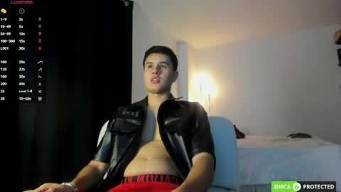 twintease online show from April 5, 12:19 am