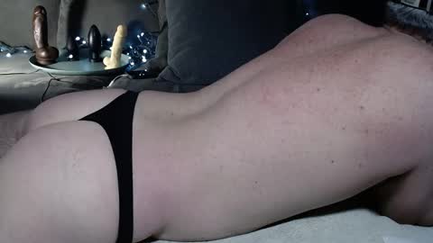 twobeaucoup online show from January 20, 6:42 am