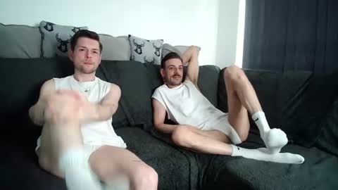 RyanRowan online show from July 17, 6:36 pm