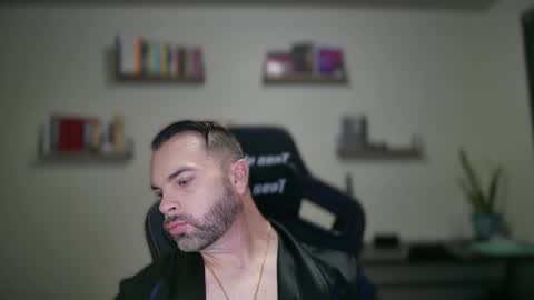 TylerDavid online show from March 10, 6:03 pm