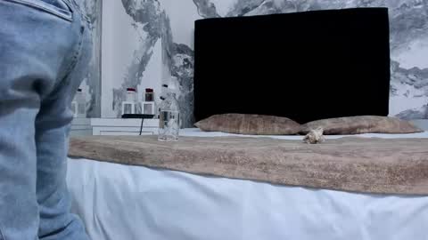 Tyago online show from February 3, 2:53 am