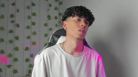 Tyler Garcia  online show from February 11, 5:05 am