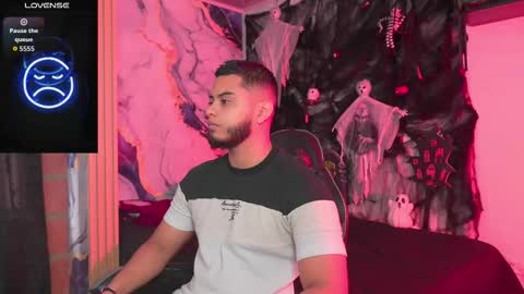 Tyler online show from October 3, 3:17 pm