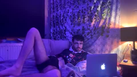 uhhstephen online show from December 20, 9:44 pm