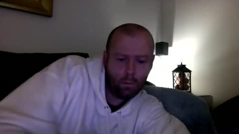 Snapshot of ukmatty3 chatting on December 15, 11:42 pm ukmatty3 online show from December 15, 11:42 pm