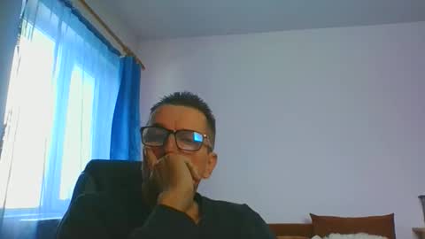 ulmeni4 online show from January 15, 1:58 pm