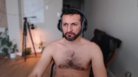 ultratoaster online show from January 27, 6:52 pm