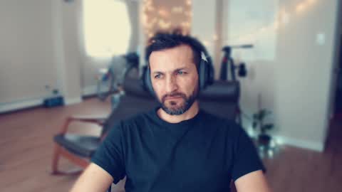 ultratoaster online show from January 30, 9:36 pm