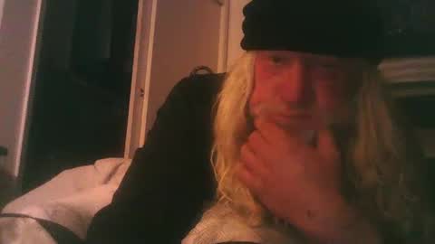 Snapshot of umbrado chatting on March 2, 7:54 am umbrado online show from March 2, 7:54 am