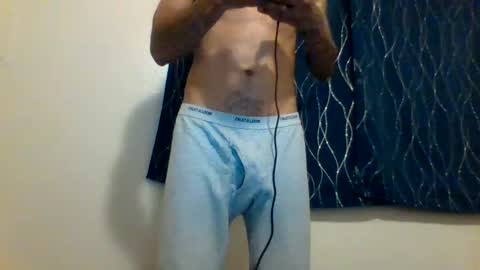 Snapshot of uncut_papi1989 chatting on February 5, 3:23 am tele kuzhbuzh online show from February 5, 3:23 am