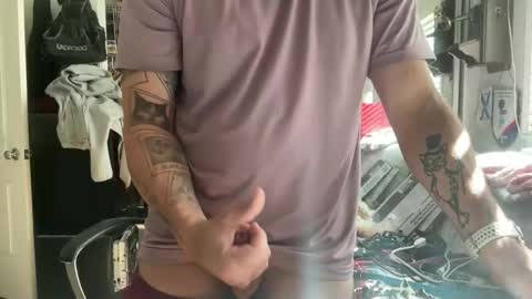 uncutbeard129840 online show from October 27, 9:28 pm