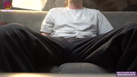 Mister Uncut online show from October 26, 10:01 pm