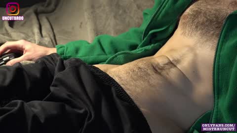 Mister Uncut online show from December 16, 7:00 pm