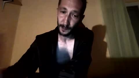 underguy19 online show from September 18, 8:33 pm