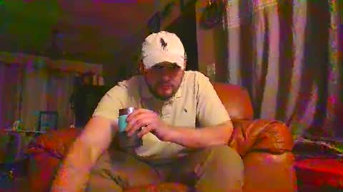ur_zaddy4now online show from February 3, 4:14 am
