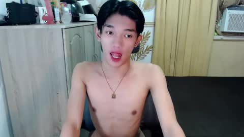 urasian_john20 online show from July 9, 11:36 am