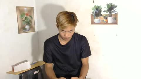 urasian_jomarie online show from July 4, 12:41 pm
