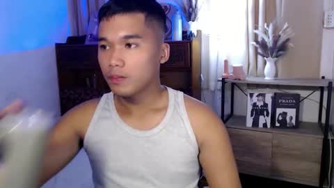JAMES online show from May 31, 11:11 am