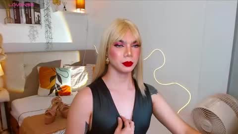 rose and khristine online show from September 14, 6:54 pm