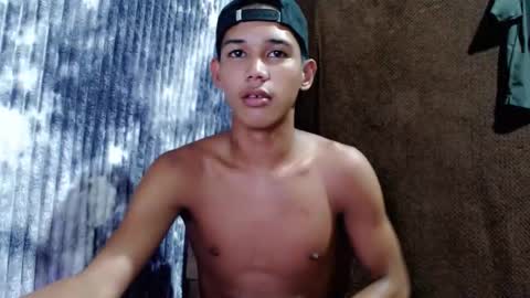 urdreamboy_clarin online show from May 7, 4:34 am