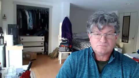 Gregor online show from February 12, 9:11 pm