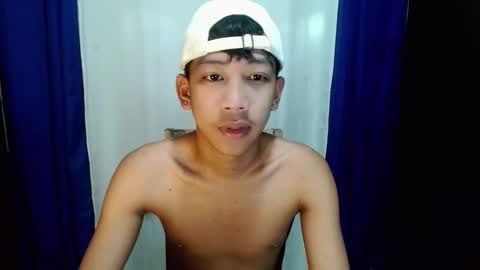 urhardfucker_joseph online show from March 7, 3:48 am