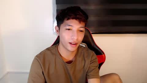 Ethan online show from February 25, 4:52 pm