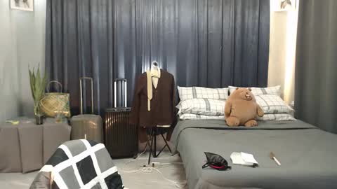 Mel online show from February 19, 7:06 am